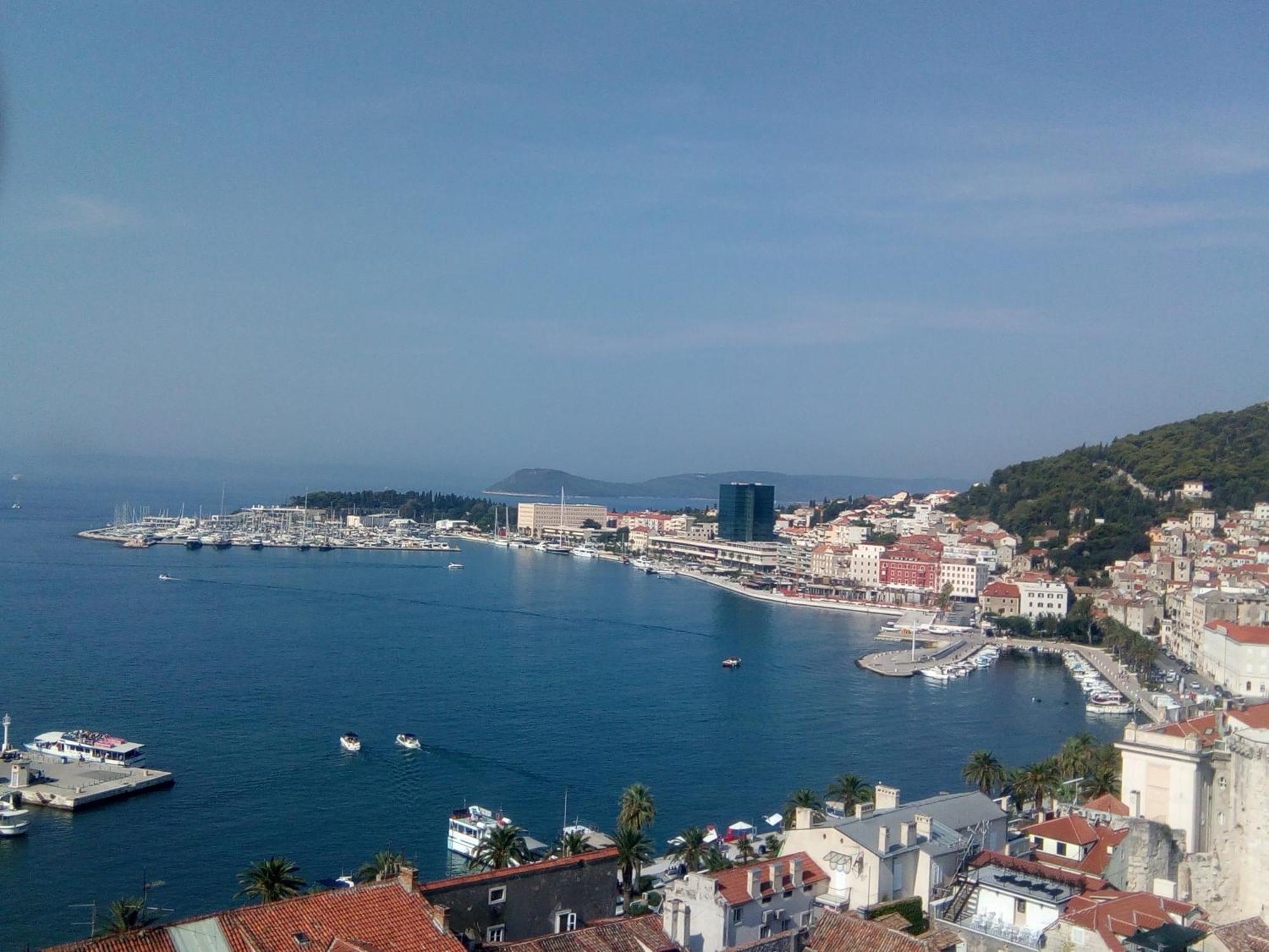 A Small Apartment For A Great Vacation "Ludi" Split Exterior foto